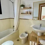 Majanicho Con Piscina Hébergement de vacances *