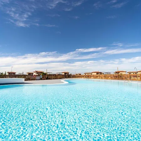 Nyaraló Majanicho Con Piscina Lajares
